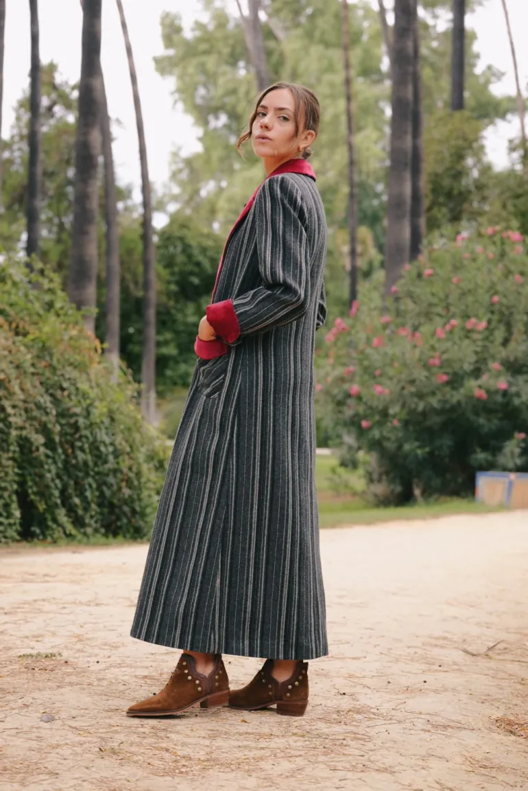 Abrigo Mery Rayas Gris / Fresa - The Nook Store