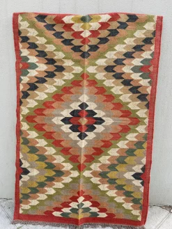 Alfombra 23 (122x184) - The Nook Store