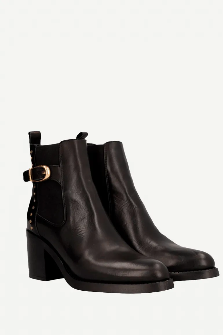 Botas Leyna Elástico Piel Negro - The Nook Store