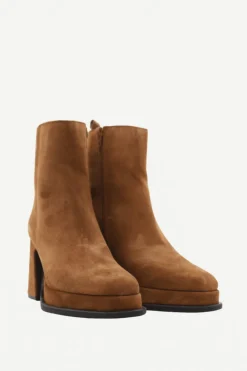 Botas Sella Ante Cuero - The Nook Store