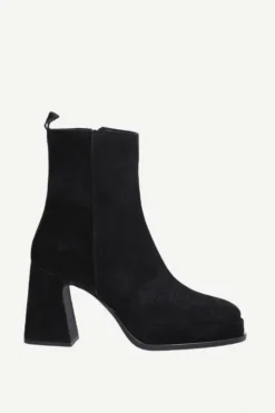 Botas Sella Ante Negro - The Nook Store