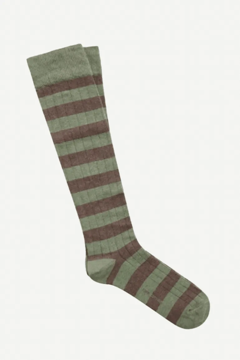 Calcetin R02 de caña alta verde militare-terra - The Nook Store