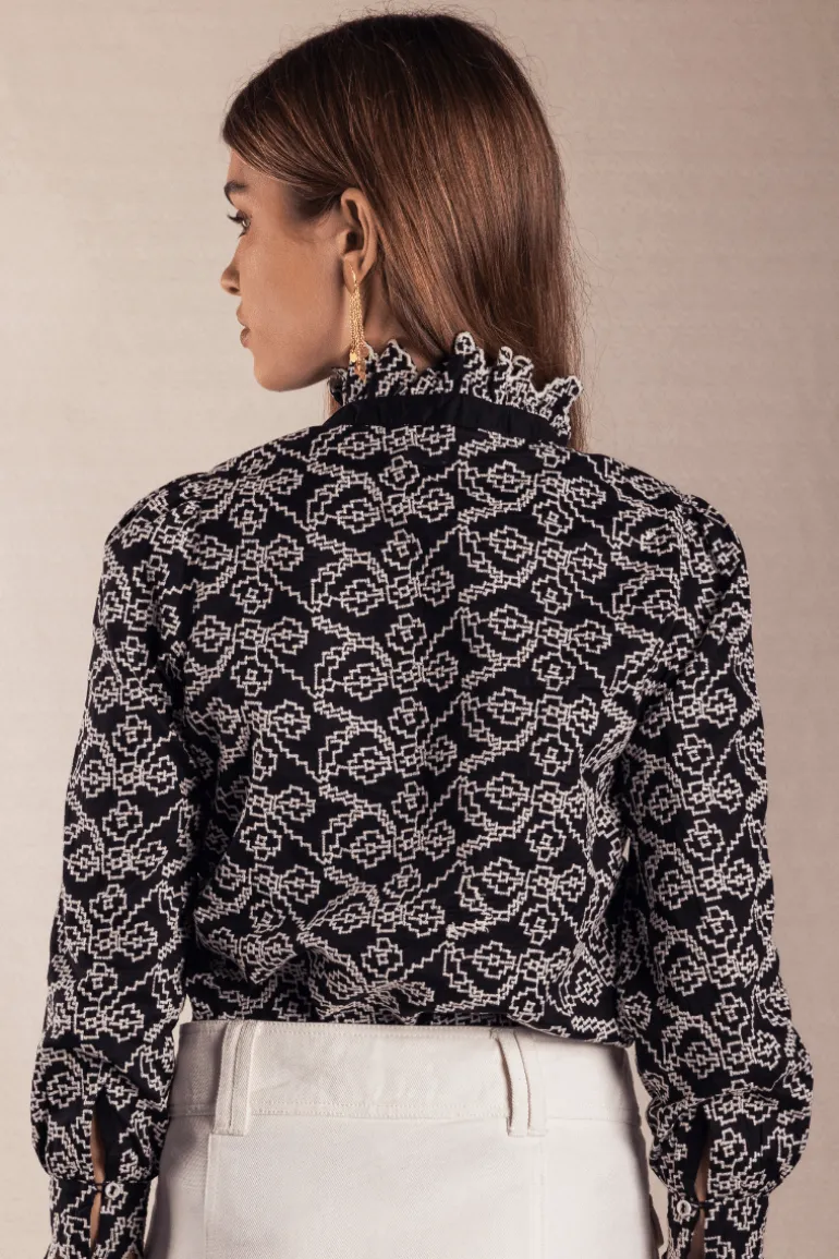 Camisa Chloe Bordada Negra - The Nook Store
