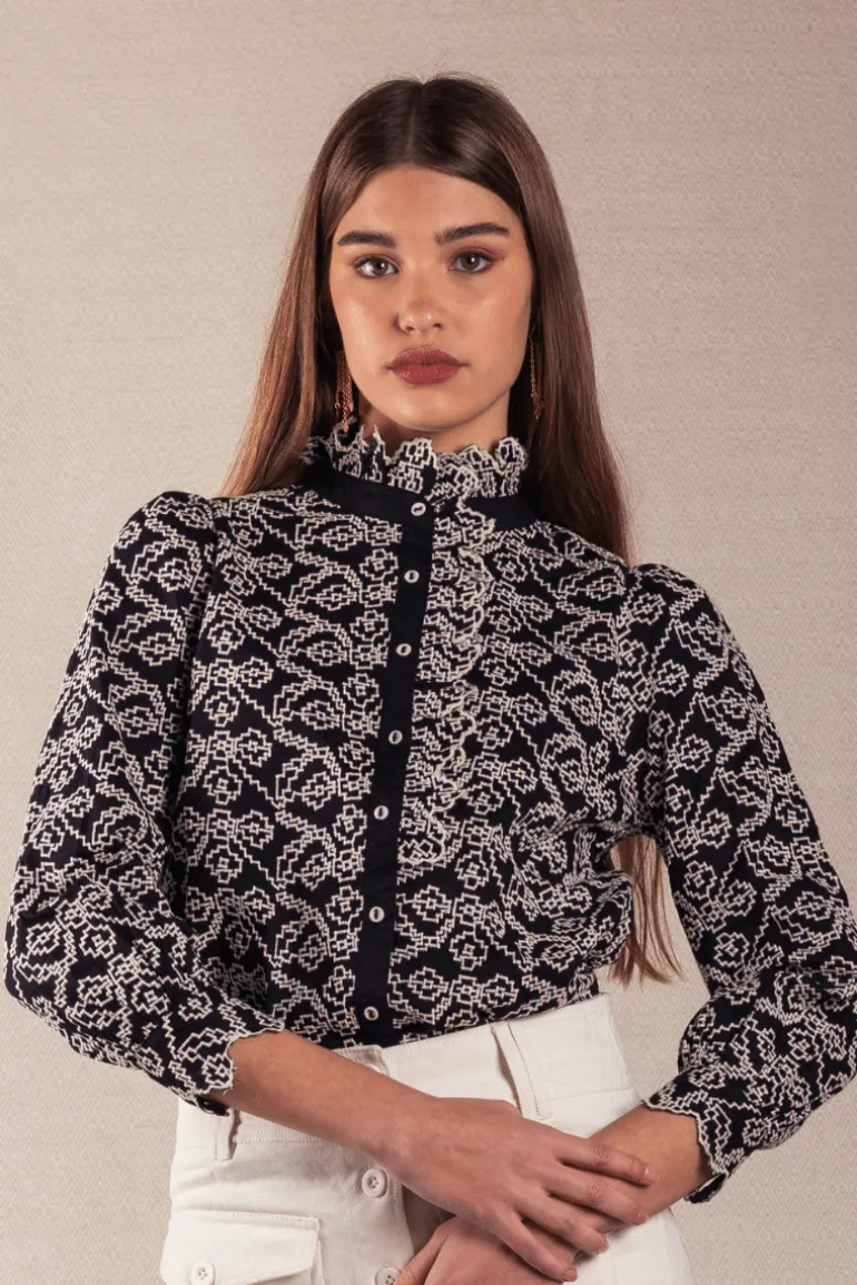Camisa Chloe Bordada Negra - The Nook Store