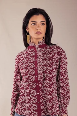 Camisa Chloe Bordada Wine - The Nook Store