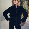 Chaqueta Camille Terciopelo Negro - The Nook Store