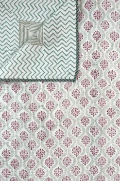 Colcha Edredón Queen 25 | Colcha estampado palmeras | The Nook