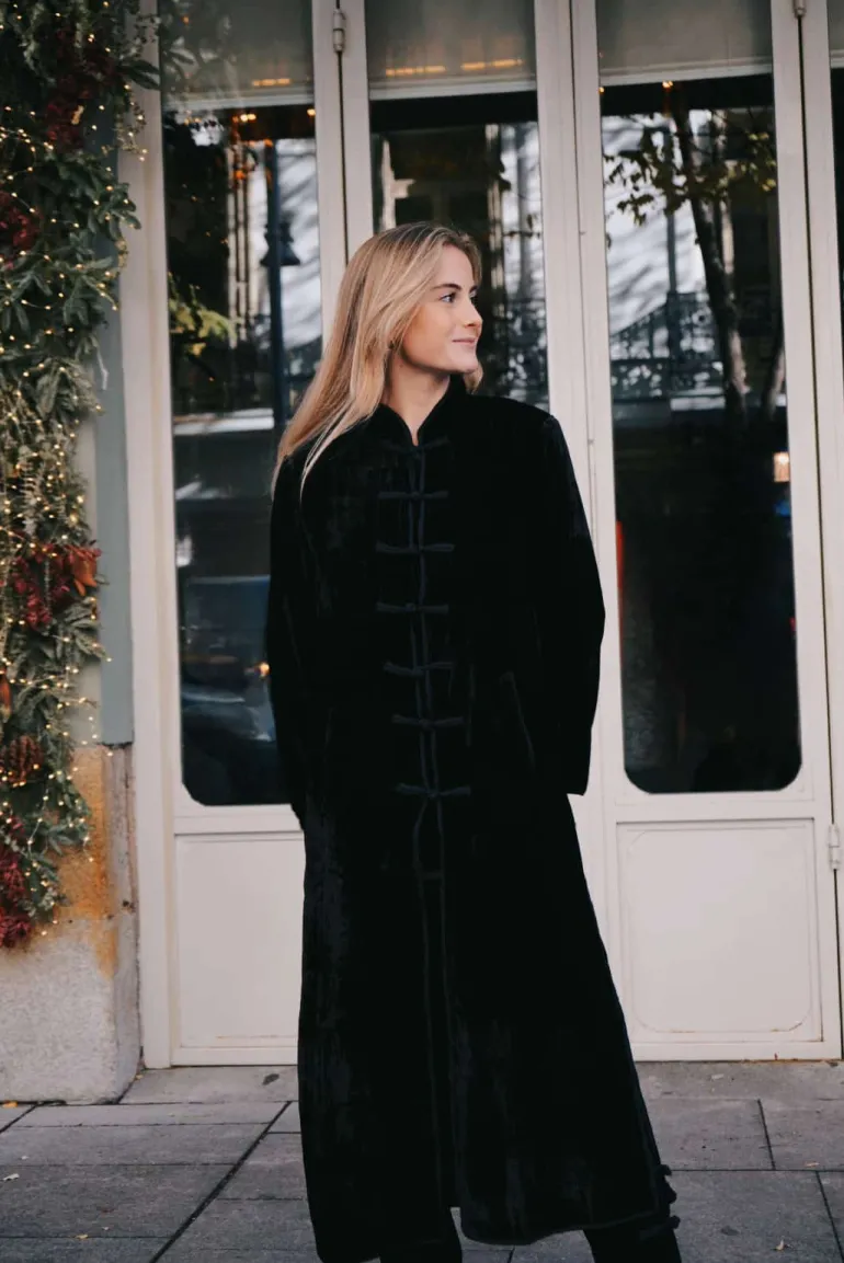 Kimono Camille Terciopelo Negro - The Nook Store