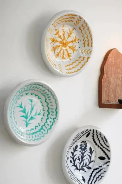 Plato Decorativo Amarillo - The Nook Store