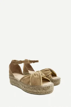Sandalia Torgos Ante Camello - The Nook Store