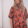 Vestido Alice Manga Corta Naranja Flores - The Nook Store