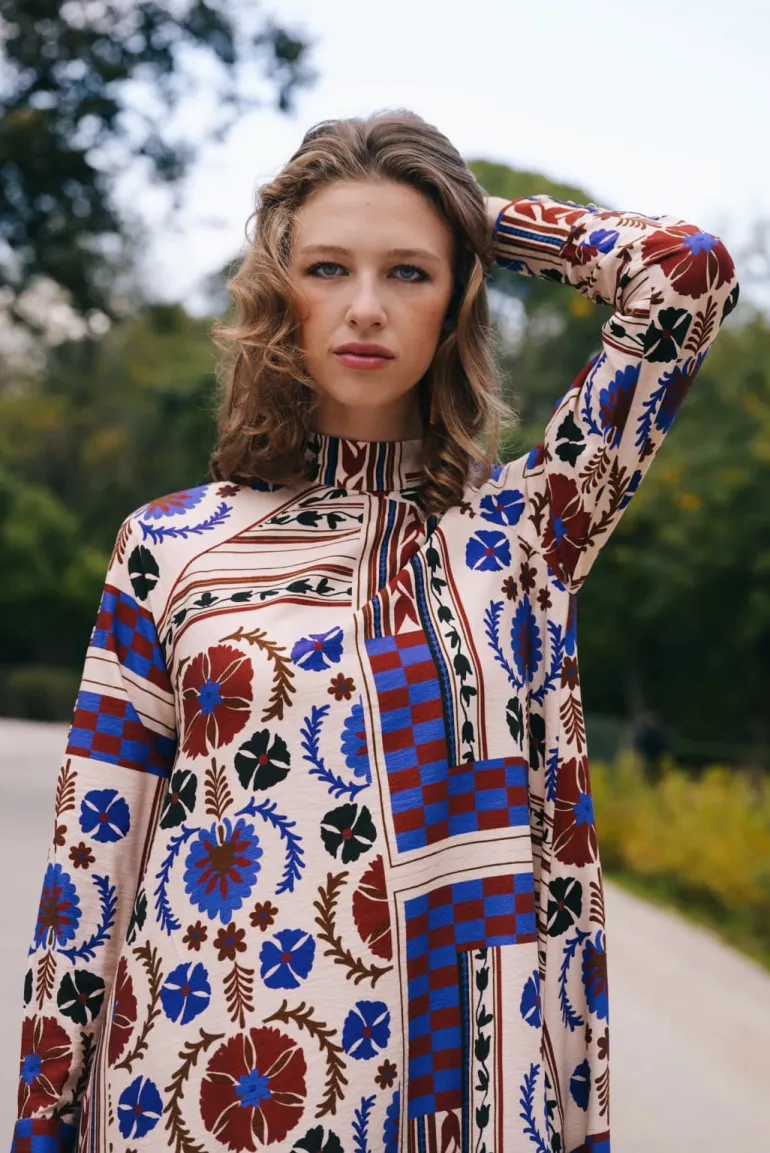 Vestido Alice Mosaico Crudo Marino y Burdeos - The Nook Store